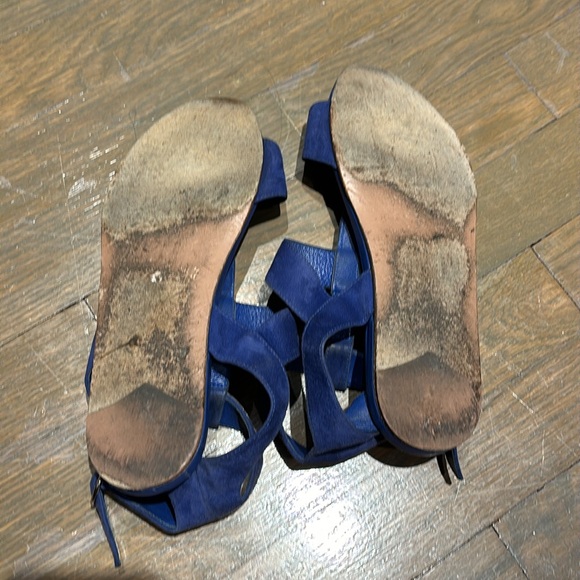 PRADA suede gladiators sandals, blue, size 8 - Picture 7 of 9